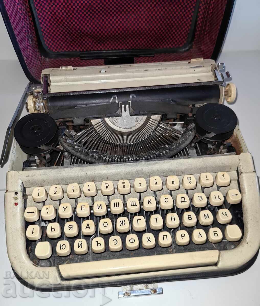 Παράδοση ΣΟΣΙΑΛΙΣΤΙΚΗ ΓΡΑΦΟΜΗΧΑΝΗ ΑΔΙΕΥΚΡΙΝΙΣΤΗΣ ΛΕΙΤΟΥΡΓΙΚΗΣ ΚΑΤΑΣΤΑΣΗΣ ΓΙΑ ΔΙΑΚΟΣΜΗΣΗ