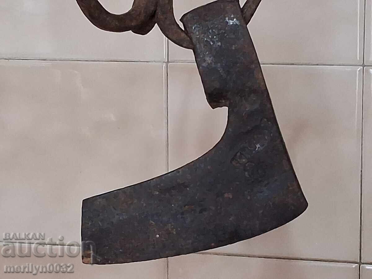 Old ax ax tool wrought iron with price € 30.72 | 60.08 BGN