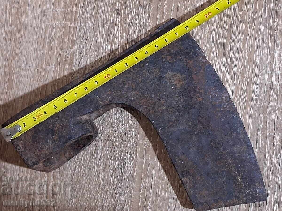 Vechi instrument de topor din fier forjat - 5