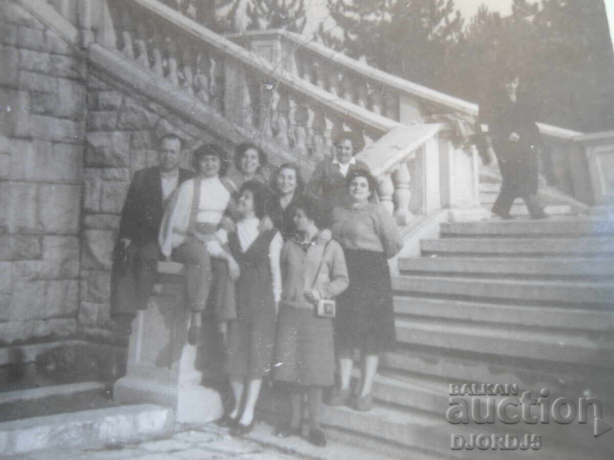 Παλιά φωτογραφία, Διεθνές τμήμα, Λέφσκι αρ. 9 με τιμή € 0.50 | 0.98 BGN