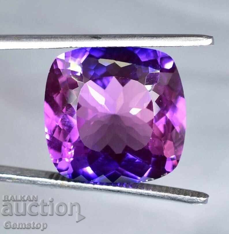 Licitație FĂRĂ PREȚ DE REZERVĂ! 12.25 ct. safir natural tăietură cushion, certificat EGL, de la 1 RON!