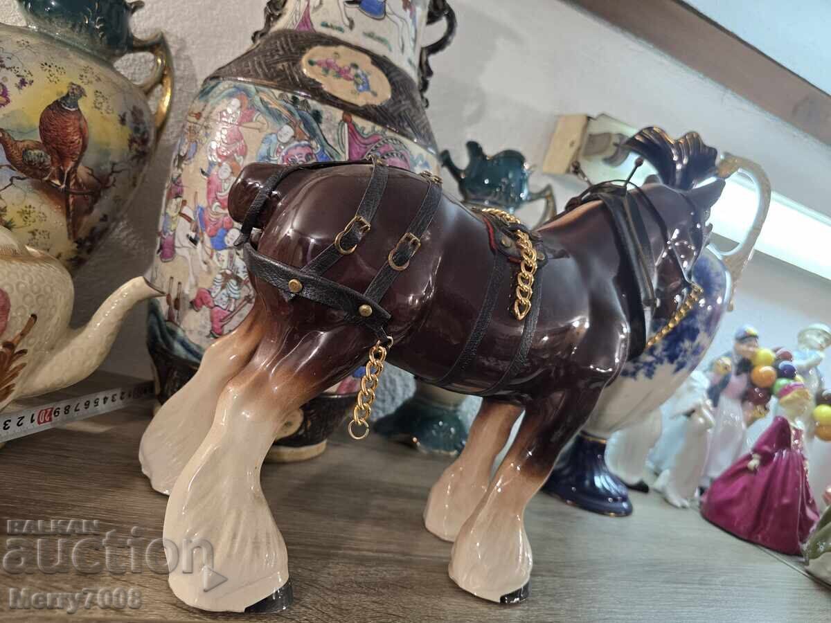 Auction  Collector's item – porcelain horse figurine!