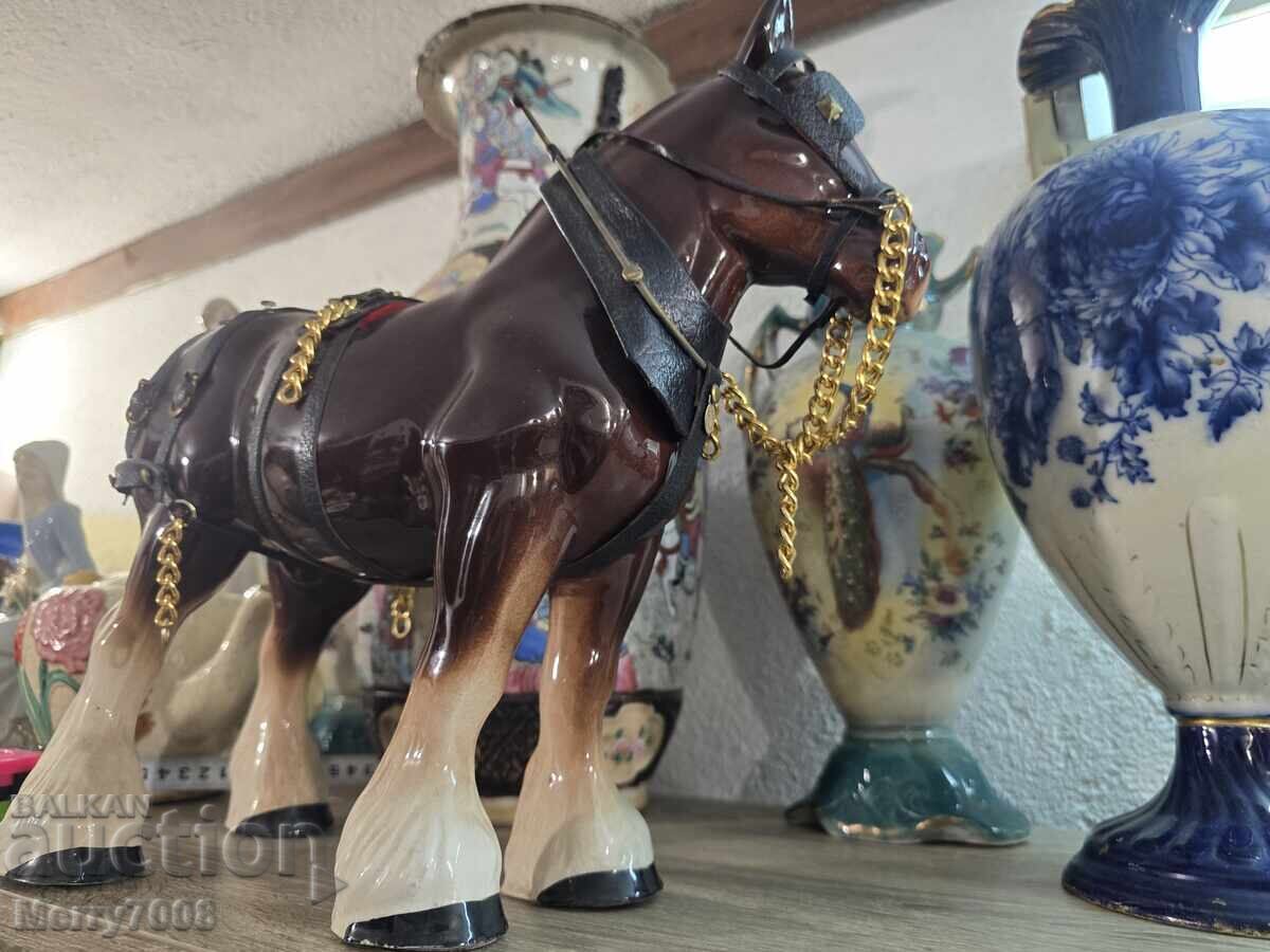 Collector's item – porcelain horse figurine!