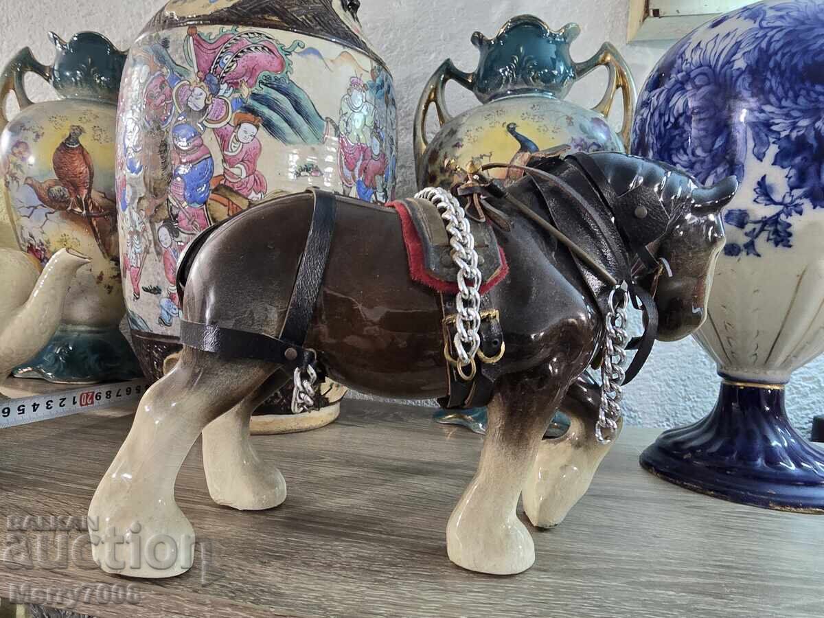 Figurină din porțelan extrem de elegantă în formă de cal !!! cu preț € 22.00 | 43.03 BGN