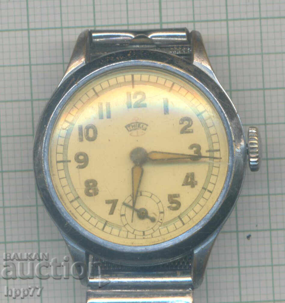 Ceasul 9 cu preț € 9.50 | 18.58 BGN