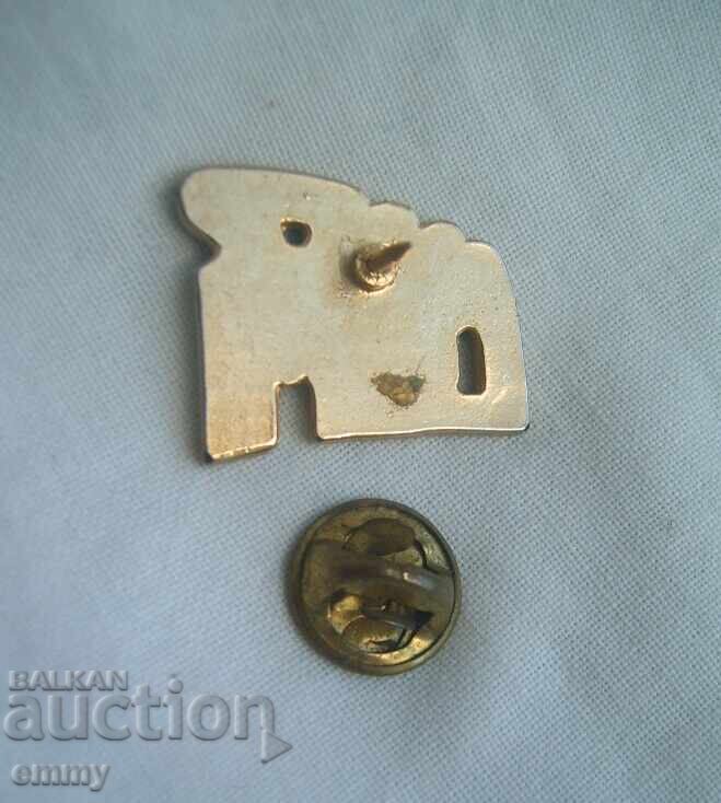 Insignă fotbal - "Hai, Olympique de Marseille!", Franța cu preț € 3.50 | 6.85 BGN