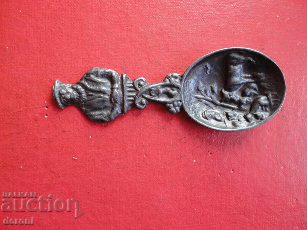 Δημοπρασία Αντίκα ανάγλυφο κασσιτερένιο κουταλάκι κουτάλι