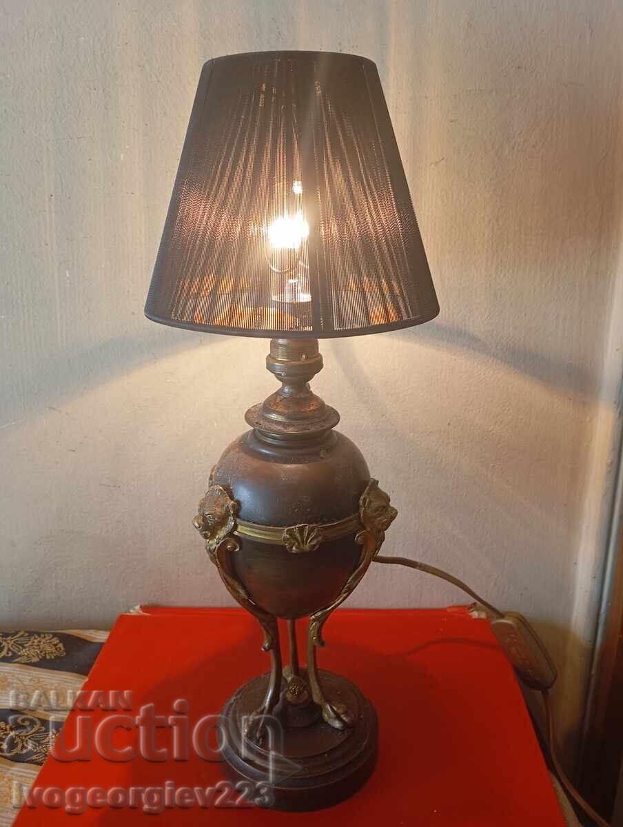 Auction  Old table lamp