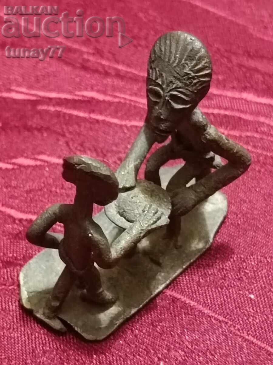 Статуетка пласти  Изкуство на племето Акан Ашанти Африканска с цена € 0.01 | 0.02 лв.