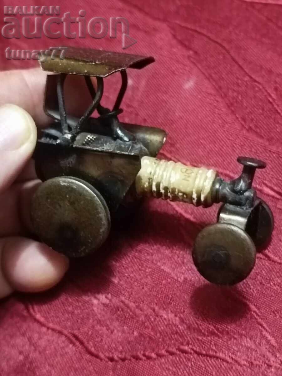 Μεταλλικό γλυπτό τέχνης Τρακτέρ Μεταλλικό γλυπτό τέχνης Τρακτέρ