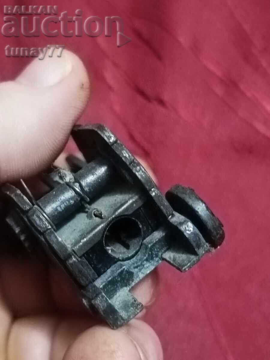 Livrarea Ascuțitoare metalică de colecție Livrarea Ascuțitoare metalică de colecție