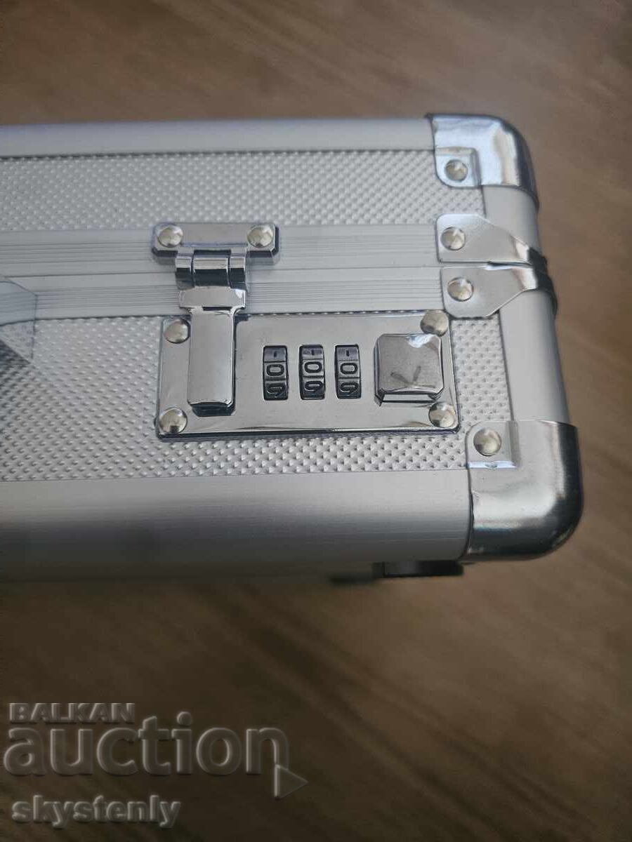 Livrarea Cutie pentru monede