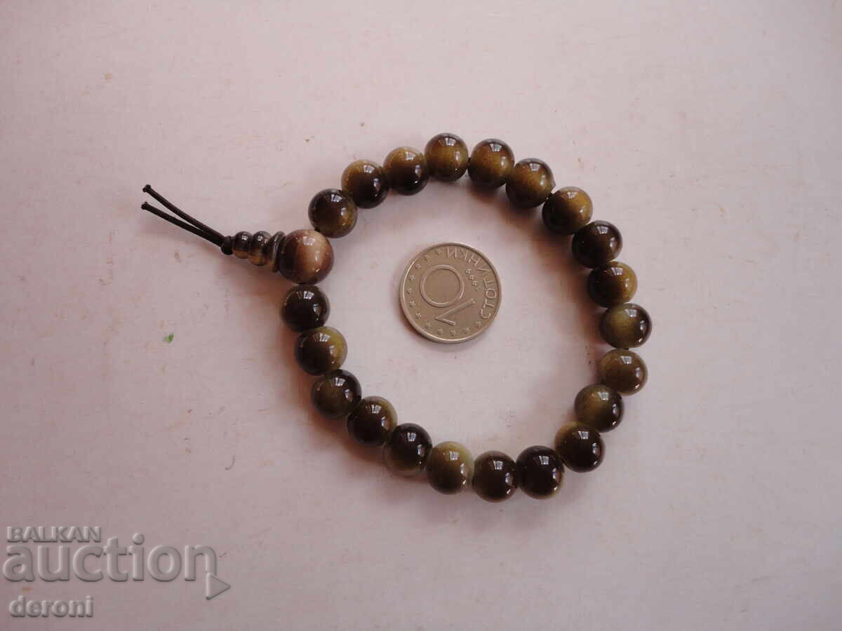 Ελαστικό βραχιόλι με πέτρες με τιμή € 8.00 | 15.65 BGN