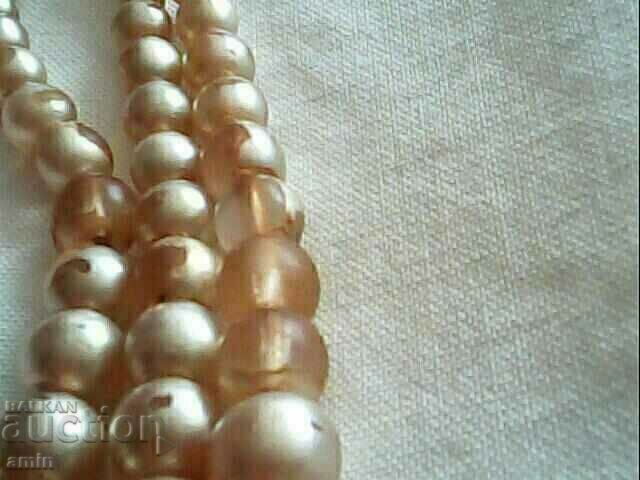 Licitație frumos colier vechi de sticlă cu 3 rânduri