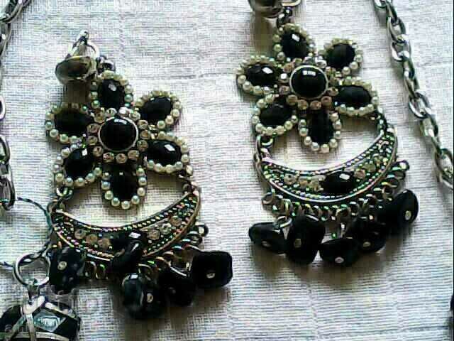 beautiful necklace and bracelet earrings ses natural kameni ecrystals with price € 10.00 | 19.56 BGN