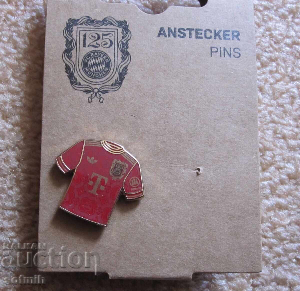 Bayern football pin