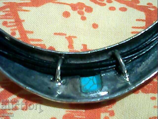 Доставка на старо посръбрени колие и гривна със естествен камък