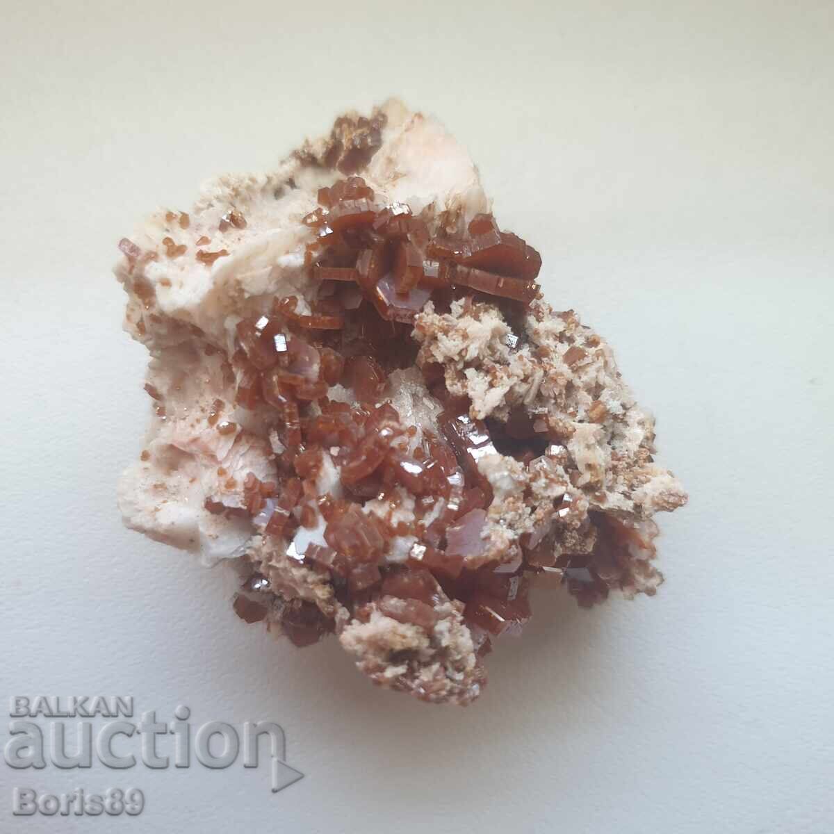 Доставка на Минерал Ванадинит - Мароко