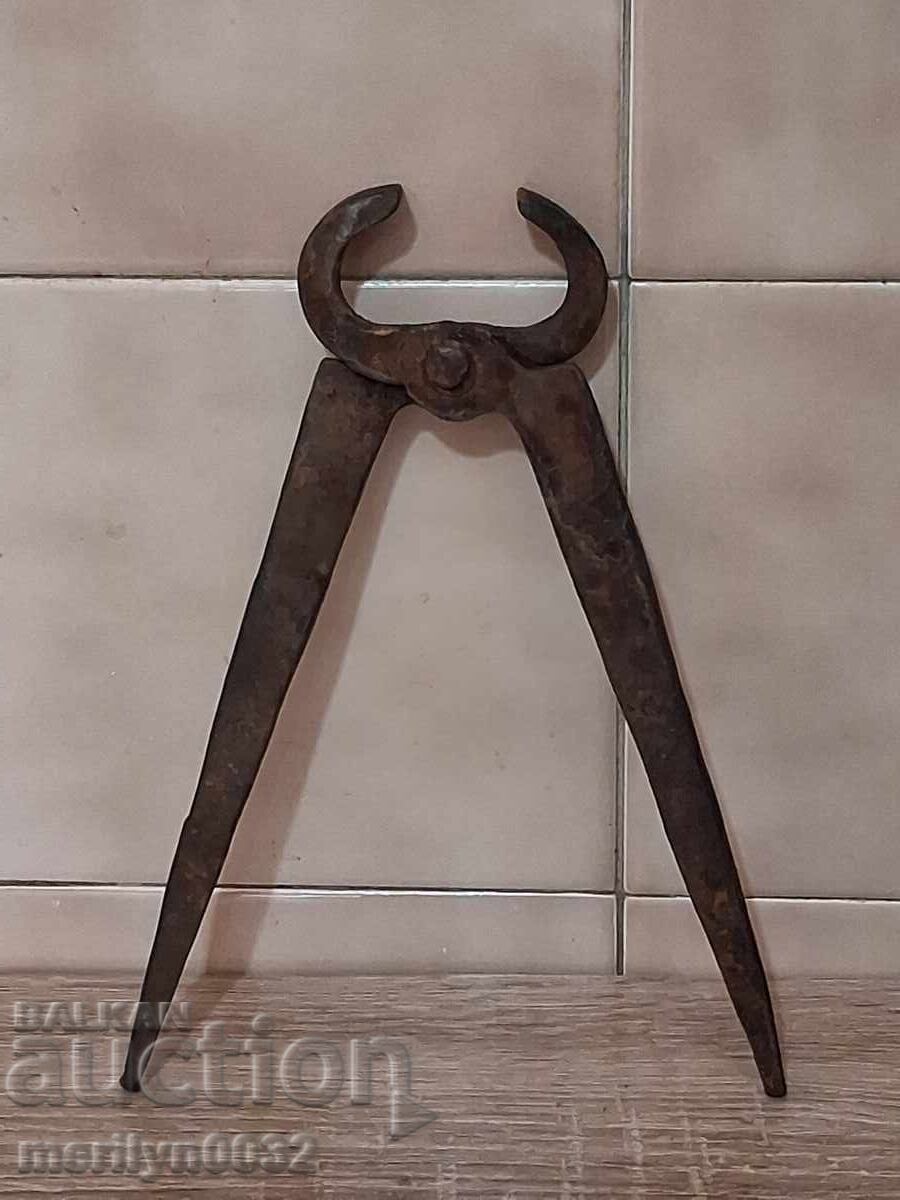 Стари клепани клещи керпедент ковано желязо - 7