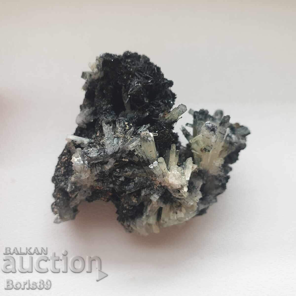 Аукцион Скъпоценен камък Аквамарин - Китай Аукцион Скъпоценен камък Аквамарин - Китай