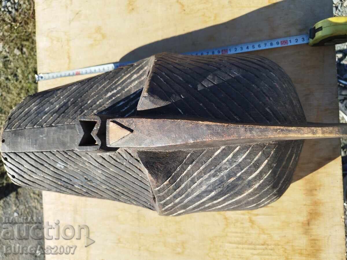 Old large wooden mask, Congo with price € 400.00 | 782.33 BGN
