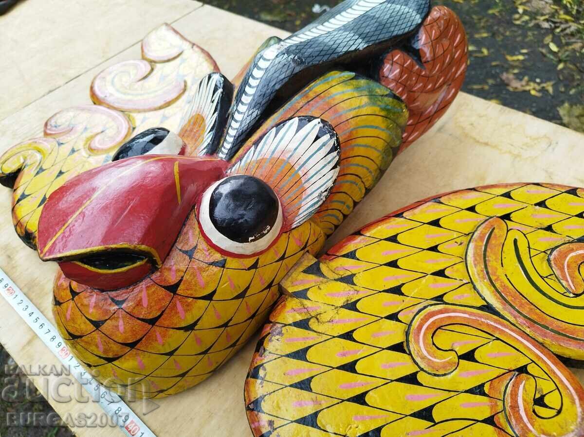 Auction Old large wooden mask, Sri Lanka Auction Old large wooden mask, Sri Lanka