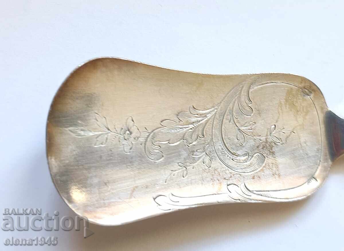 Επάργυρη σπάτουλα με τιμή € 30.00 | 58.67 BGN