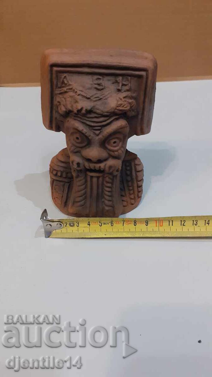 Δημοπρασία Κεραμικά, δημιουργία της Γκένκα Μλαντένοβα