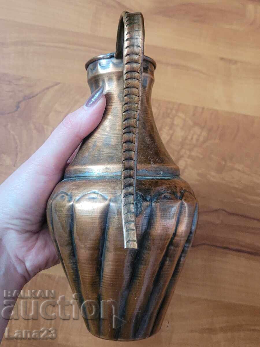Vas din cupru, cană, vază cu preț € 20.00 | 39.12 BGN