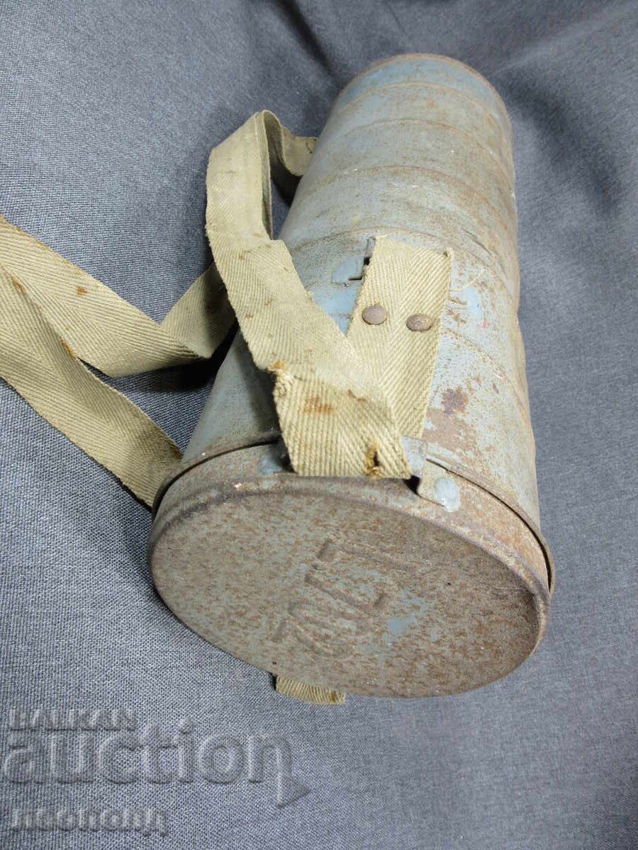 VECHE MASCĂ DE GAZE MILITARĂ MODEL L.702 SET COMPLET CU CUTIE cu preț € 40.00 | 78.23 BGN