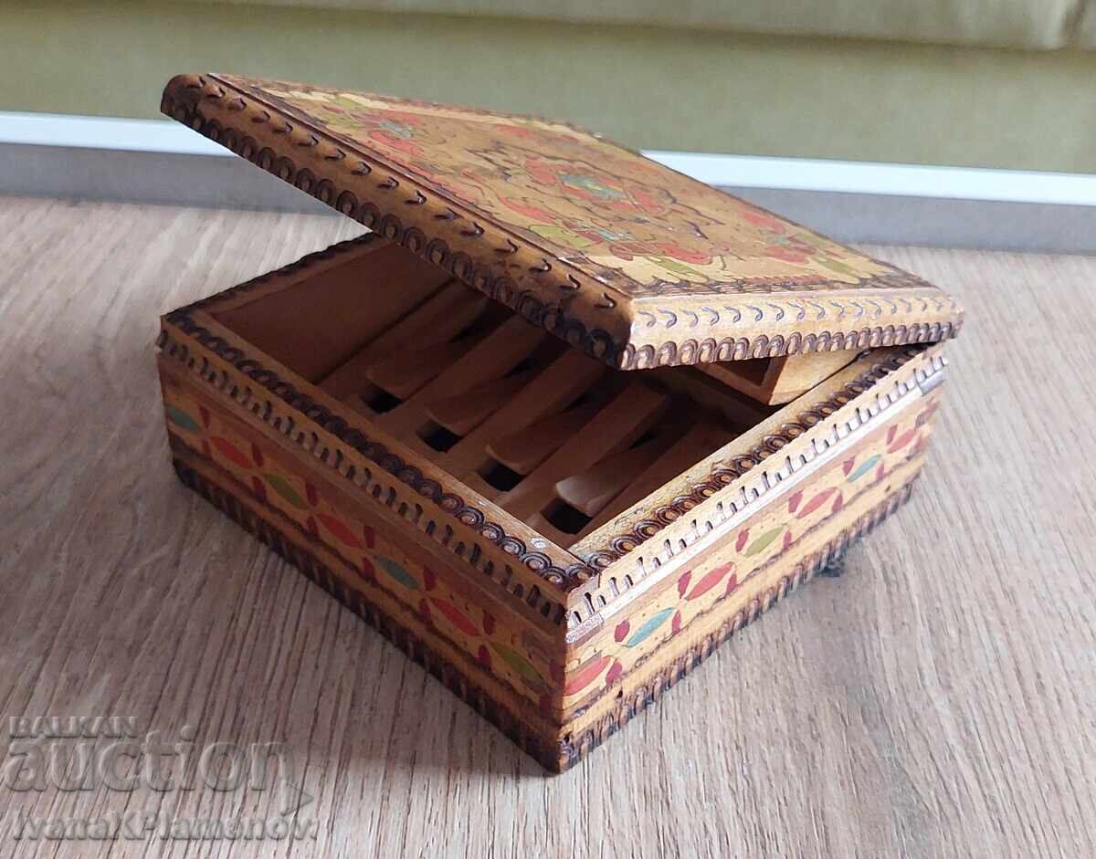 Cutie din lemn pirogravată retro pentru colecționari - 5
