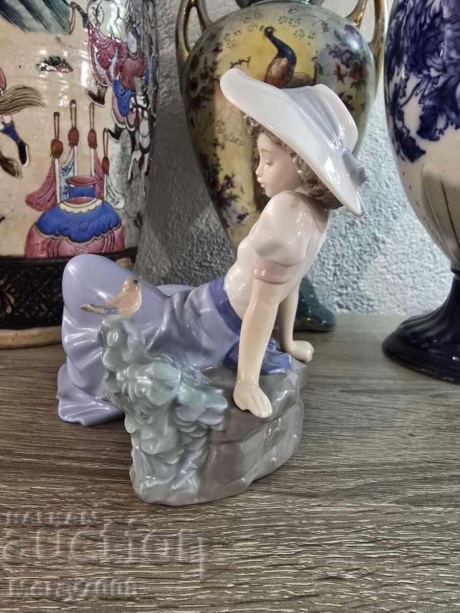 Delivery of Nao by Lladro, handmade in Spain!