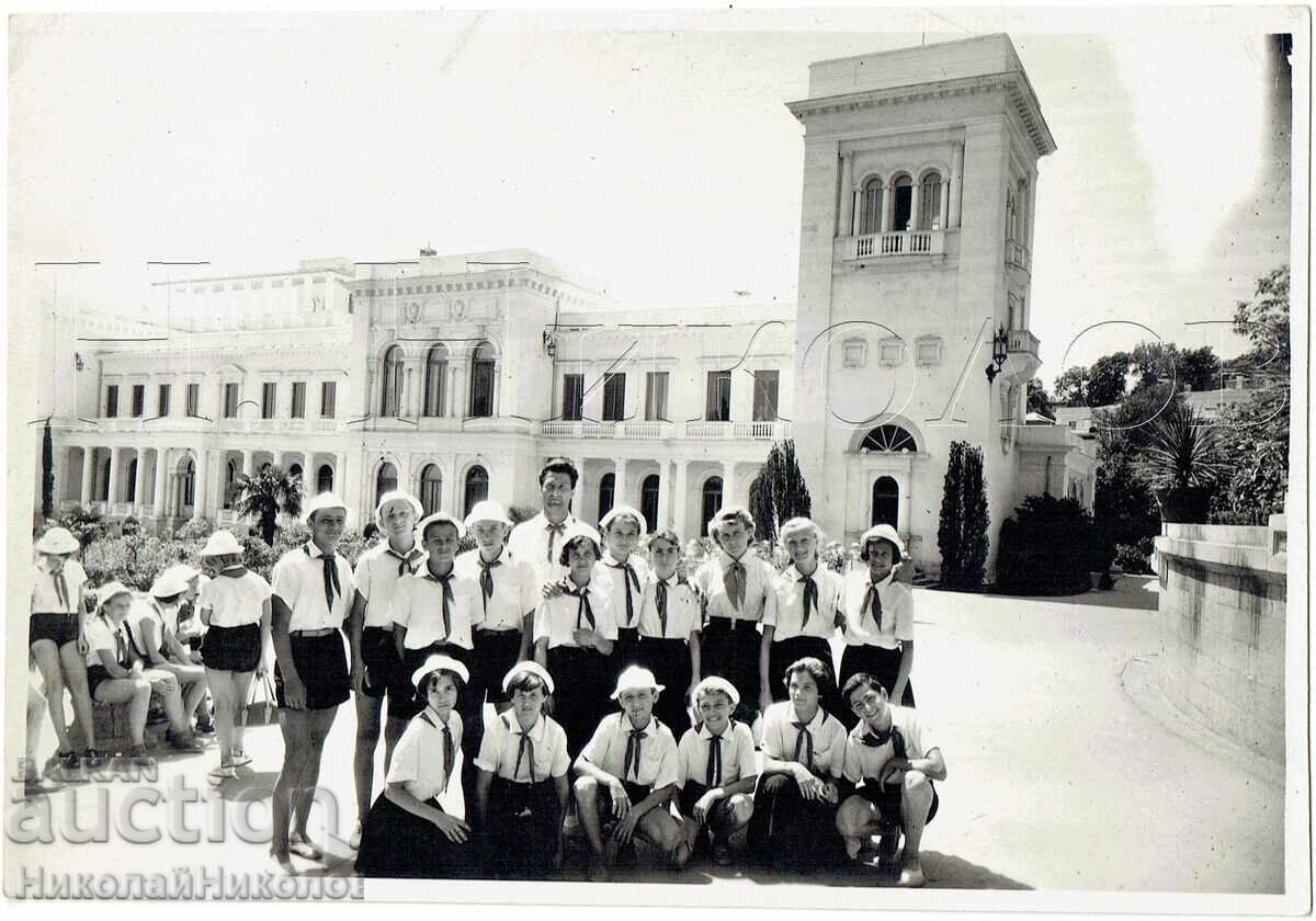 1958 FOTOGRAFIE VECHE MARE CRIMEEA GURZUF FESTIVAL AL PIONIERILOR J602