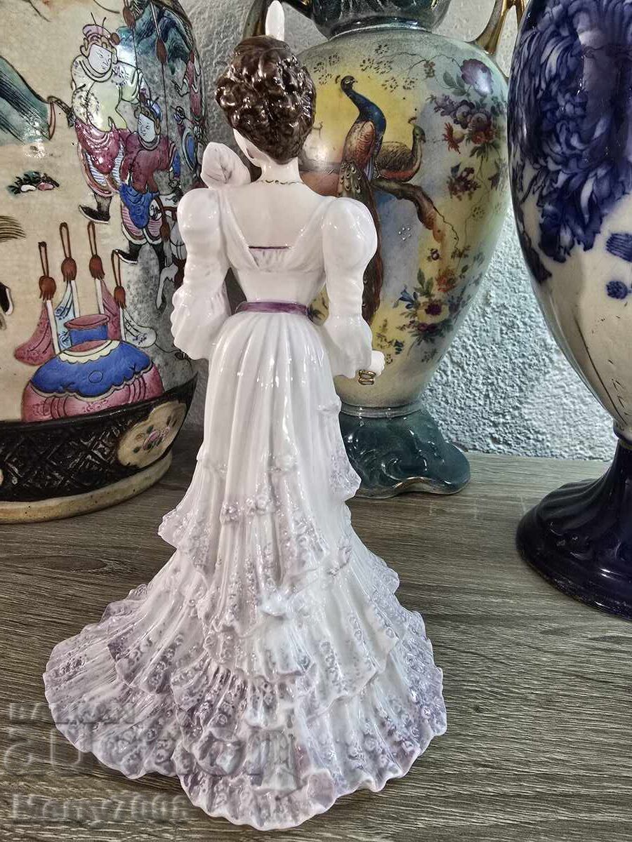 Licitație „Golden Age” de la Coalport, „Eugenie: First Night at the Opera”