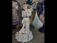 «Golden Age» της Coalport, «Beatrice at the Garden Party»