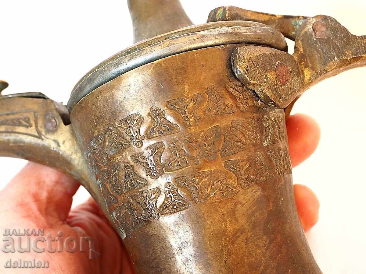 Delivery of ANTIQUE 19TH CENTURY EWER OTTOMANS BEDOUINS 22 CM, ORNAMENTATION