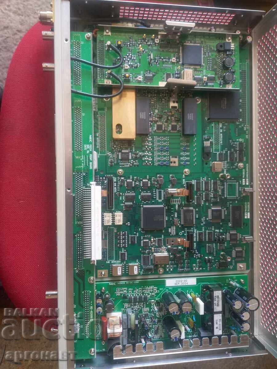 Електронна скрап.Работещ комуникационен блок на NEC - 5