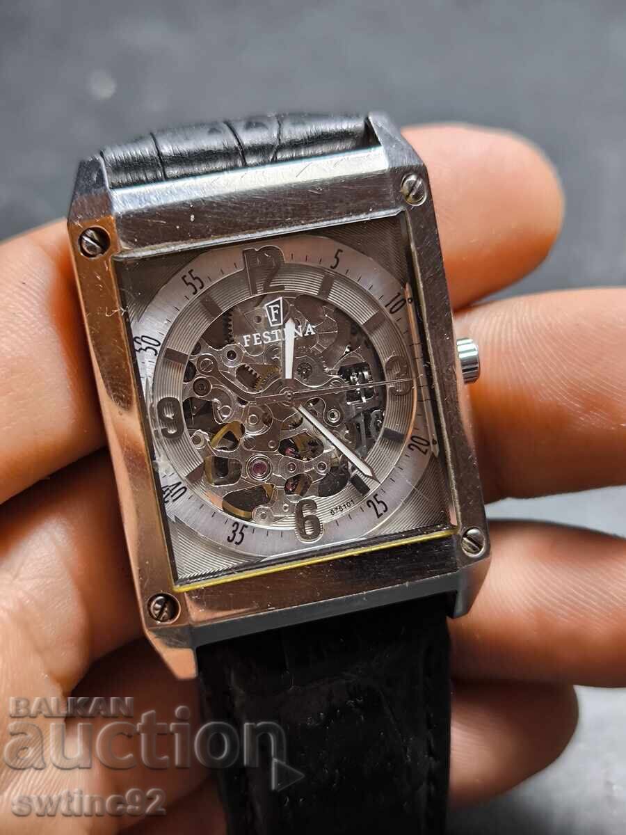 Ceas Festina skeleton automatic 6751 21j cu preț € 2.00 | 3.91 BGN