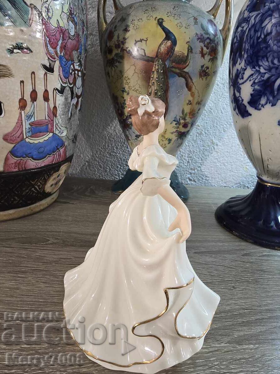 Δημοπρασία Πορσελάνινη φιγούρα από τη συλλογή "The Leonardo Collection" Δημοπρασία Πορσελάνινη φιγούρα από τη συλλογή "The Leonardo Collection"