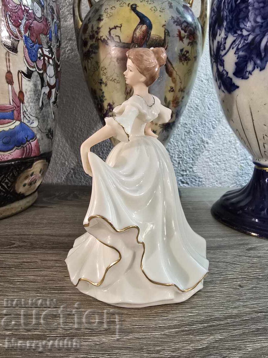 Παράδοση Πορσελάνινη φιγούρα από τη συλλογή "The Leonardo Collection"