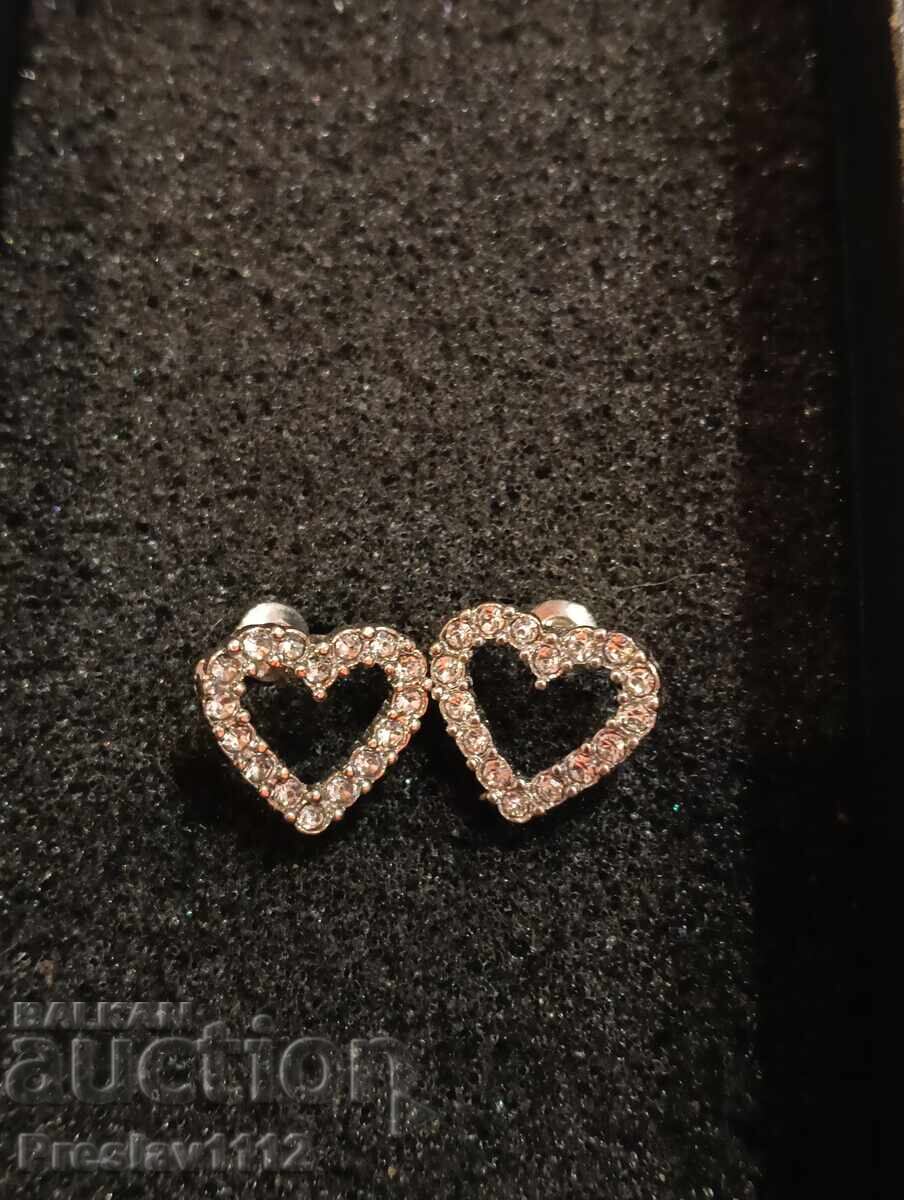 Cercei placati cu argint cu zirconiu cu preț € 0.01 | 0.02 BGN