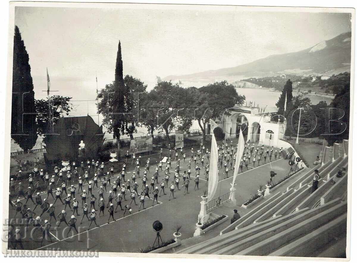 1958 FOTOGRAFIE VECHE MARE CRIMEEA GURZUF FESTIVAL AL PIONIERILOR J612