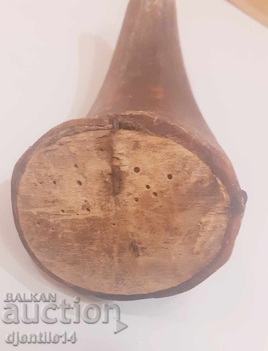 Pulberărie, accesoriu din corn cu preț € 55.00 | 107.57 BGN Pulberărie, accesoriu din corn cu preț € 55.00 | 107.57 BGN