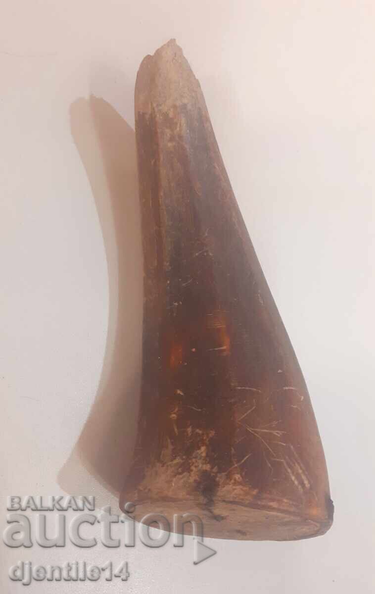 Licitație Pulberărie, accesoriu din corn Licitație Pulberărie, accesoriu din corn