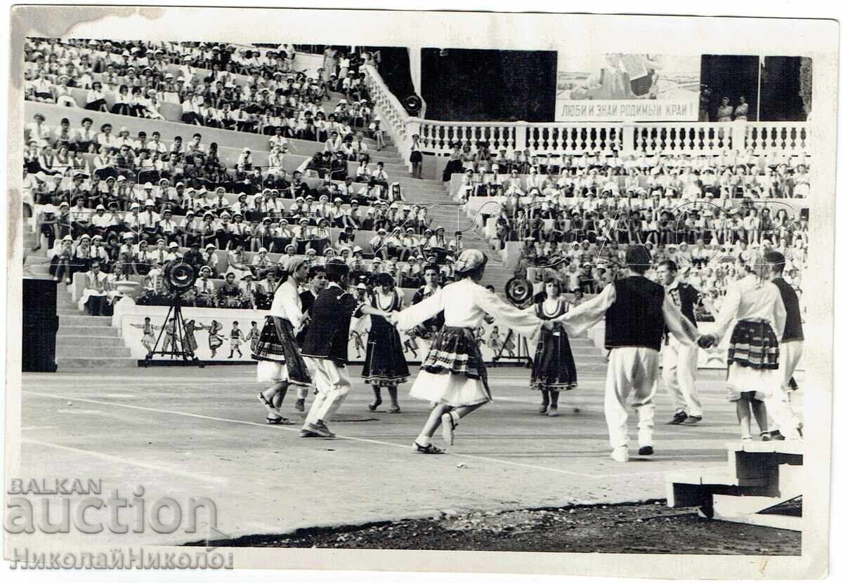 1958 FOTOGRAFIE VECHE MARE CRIMEEA GURZUF FESTIVAL AL PIONIERILOR J613