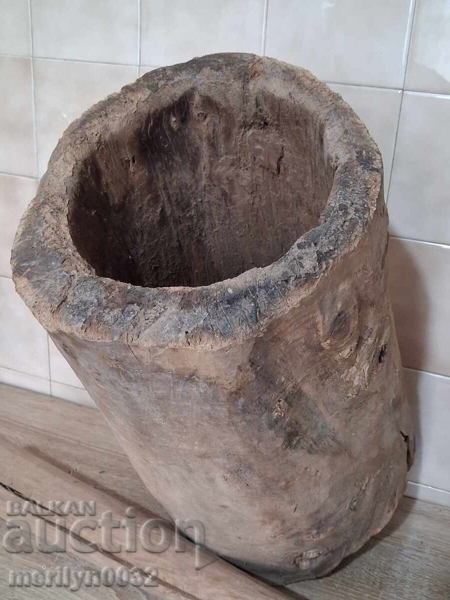 Old wooden mortar with pestle primitive - 5