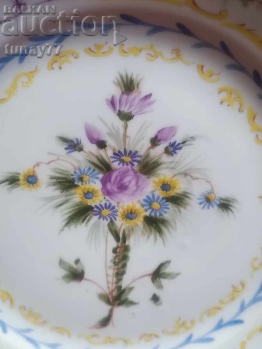 Аукцион Чиния  Порцелан Рядък колекционерски порцелан с маркировка и