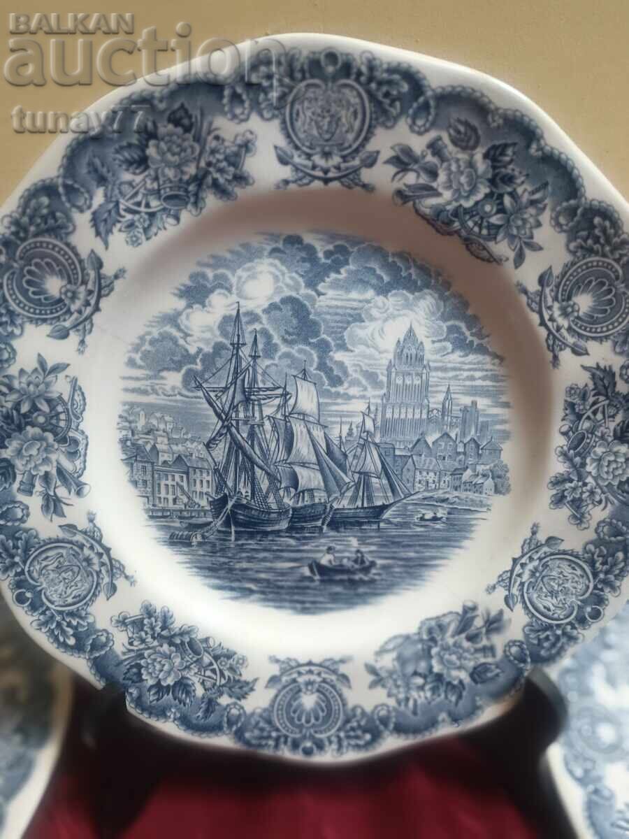 Чини лот колекционерски порцелан с маркировка   ENGLAND с цена € 0.01 | 0.02 лв.