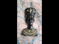 Νεφερτίτη, ανάγλυφο της Αιγύπτιας βασίλισσας