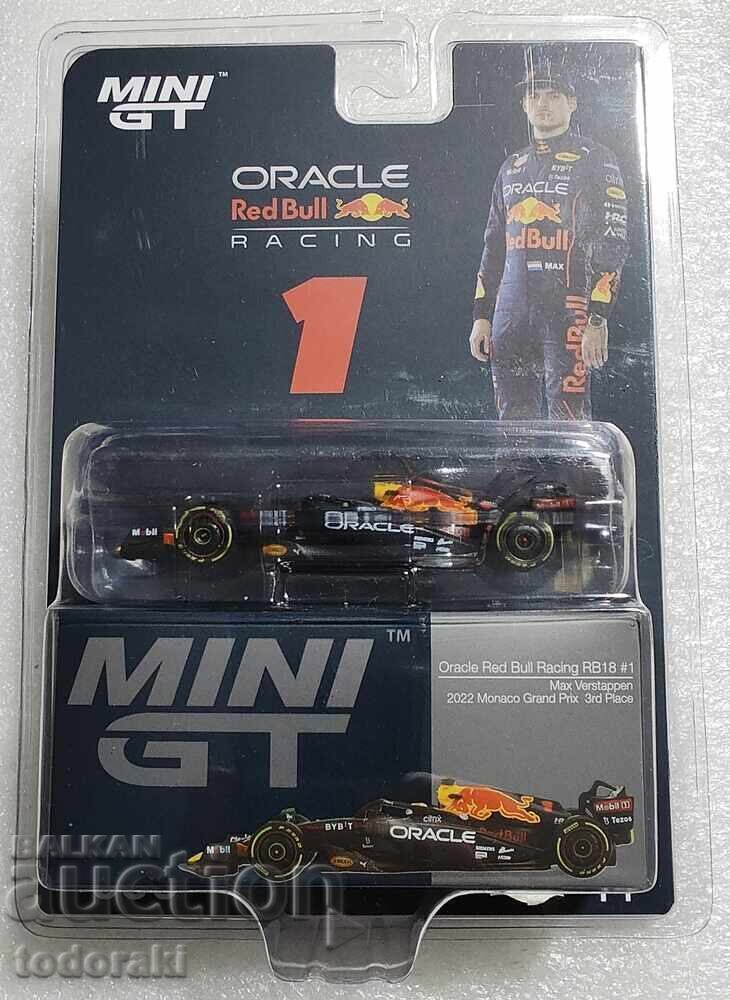 Mini GT Oracle Red Bull Racing RB18 Formula 1 1:64 cu preț € 40.00 | 78.23 BGN